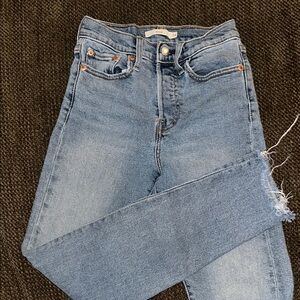 Levi’s Wedgie Jeans